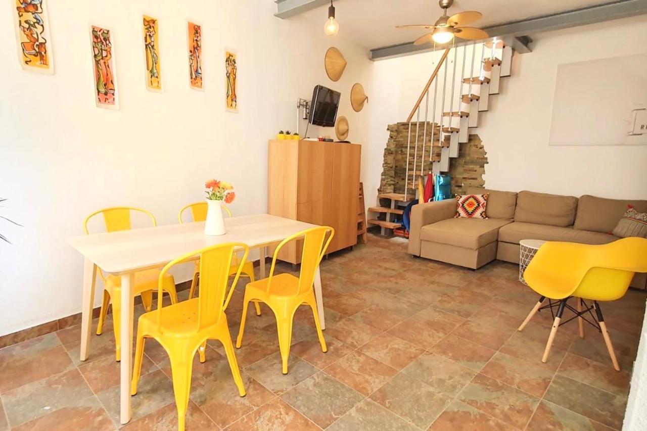 Lovelystay - Yellow Submarine House Lagos Eksteriør billede